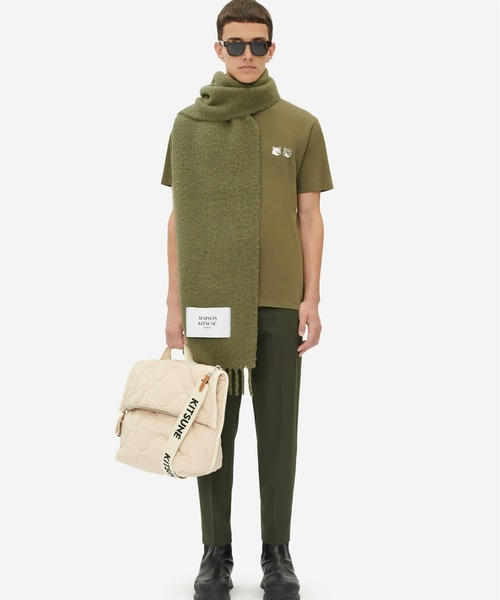 Maison Kitsune（メゾンキツネ）の「DOUBLE MONOCHROME FOX HEAD PATCH CLASSIC TEE-SHIRT（Tシャツ/カットソー・メンズ・ブラック/カーキ系/ブルー系その他・S/M/L/XL/XS）」の11枚目の写真