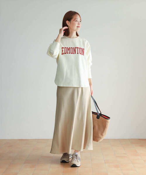 URBAN RESEARCH DOORS（アーバンリサーチドアーズ）の「裏毛ロゴプルオーバー（Tシャツ/カットソー・レディース・ベージュ/ネイビー/アイボリー・MEDIUM）」の8枚目の写真