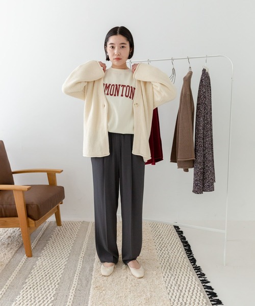 URBAN RESEARCH DOORS（アーバンリサーチドアーズ）の「裏毛ロゴプルオーバー（Tシャツ/カットソー・レディース・ベージュ/ネイビー/アイボリー・MEDIUM）」の11枚目の写真