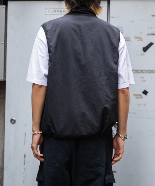 sedacle（セダクル）の「ピスネーム付きナイロンベスト（ベスト・メンズ・ブラック/カーキ・MEDIUM/LARGE）」の5枚目の写真