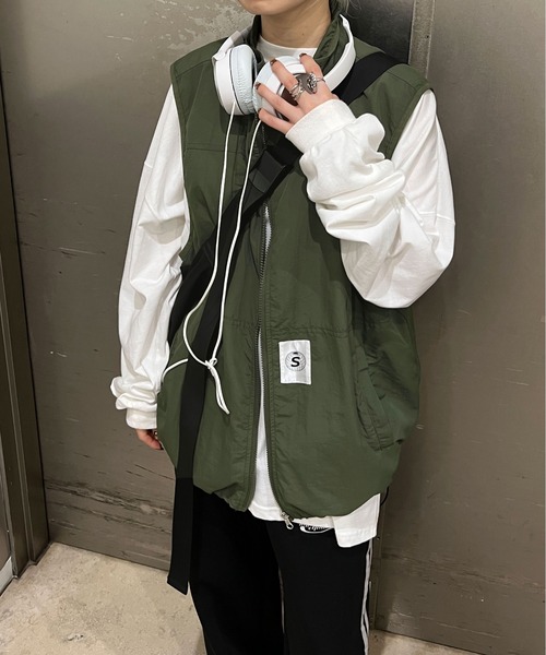 sedacle（セダクル）の「ピスネーム付きナイロンベスト（ベスト・メンズ・ブラック/カーキ・MEDIUM/LARGE）」の21枚目の写真