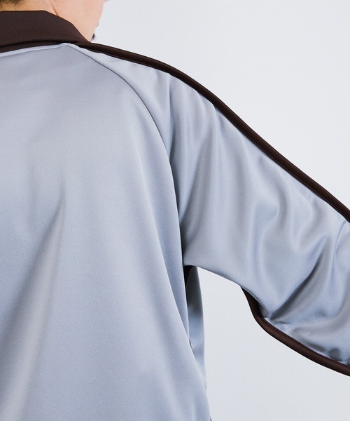 KIIT（キート）の「KIIT キート / TRACK JKT トラックジャケット / KIO-Y59-502（ジャージ・メンズ・グレー/ライトベージュ・2/3）」の13枚目の写真