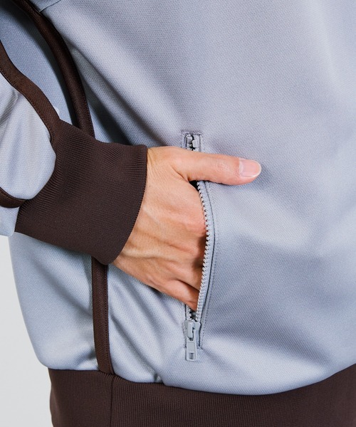 KIIT（キート）の「KIIT キート / TRACK JKT トラックジャケット / KIO-Y59-502（ジャージ・メンズ・グレー/ライトベージュ・2/3）」の17枚目の写真