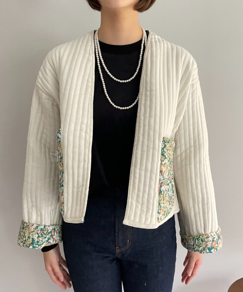 CIAOPANIC（チャオパニック）の「【CPC SCAMP】小花柄キルトジャケット（ノーカラージャケット・レディース・ブラック/グリーン・FREE）」の9枚目の写真