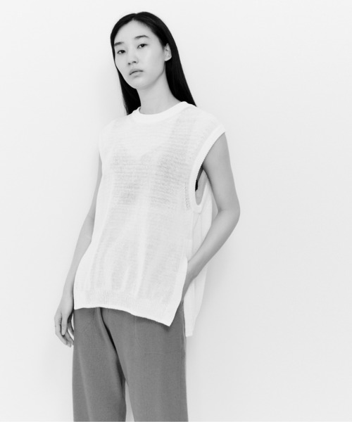 UNFIL（アンフィル）の「unfil アンフィル / organic cotton coiled-yarn knit vest オーガニックコットン コイルドヤーン オーバーサイズニットベスト / WHSP-UU009（ベスト・メンズ・ブラック・1/4/5）」の8枚目の写真