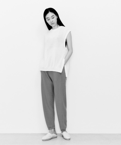 UNFIL（アンフィル）の「unfil アンフィル / organic cotton coiled-yarn knit vest オーガニックコットン コイルドヤーン オーバーサイズニットベスト / WHSP-UU009（ベスト・メンズ・ブラック・1/4/5）」の7枚目の写真