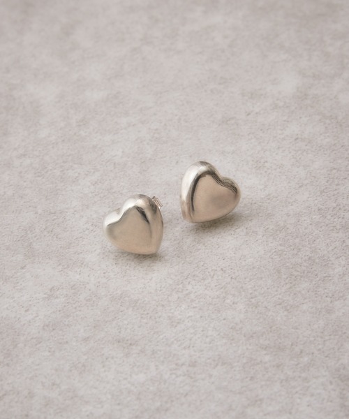 COLLAGE GALLARDAGALANTE（コラージュガリャルダガランテ）の「Nina＆Jules/ハートピアス（ピアス（両耳用）・レディース・シルバー・FREE）」の2枚目の写真