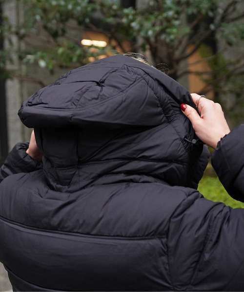 B'2nd（ビーセカンド）の「D DOT DUE×DUVETICA（ディー ドット ドゥエ×デュべティカ）SIENA 18/ダウンコート（ダウンジャケット/コート・レディース・ブラック・44/40/42）」の7枚目の写真