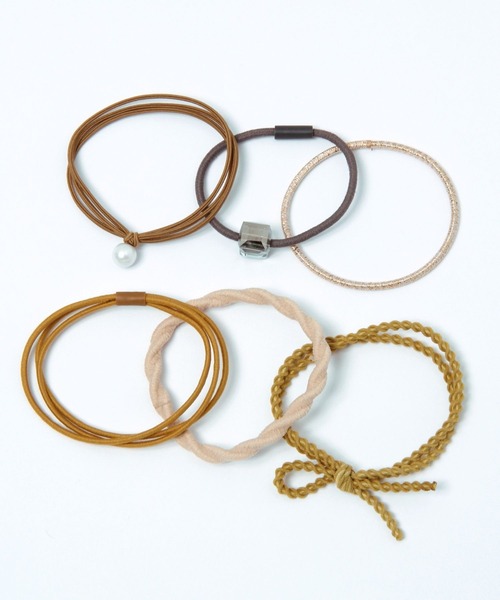 studio CLIP（スタディオクリップ）の「【daily CLIP】6SETビーズヘアゴム（ヘアゴム・レディース・ブラック/ブラウン・FREE）」の2枚目の写真