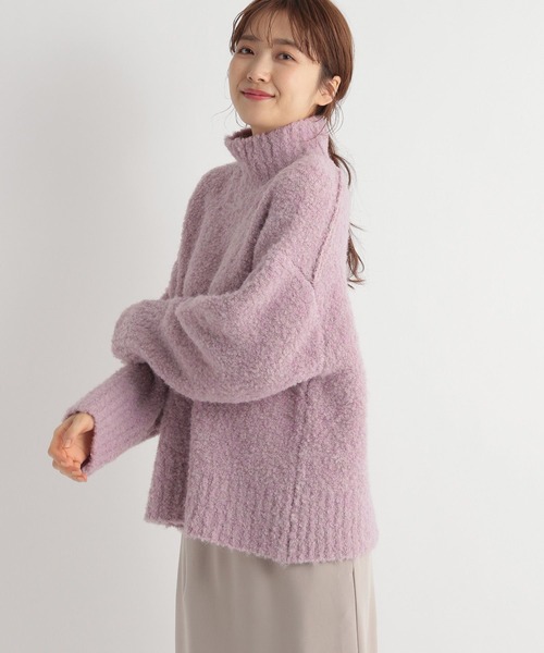 Andemiu（アンデミュウ）の「【silent/石川恋さん着用】ブークレニットタートル180667（ニット/セーター・レディース・ラベンダー/レッド/チャコールグレー・FREE）」の12枚目の写真