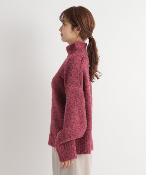 Andemiu（アンデミュウ）の「【silent/石川恋さん着用】ブークレニットタートル180667（ニット/セーター・レディース・ラベンダー/レッド/チャコールグレー・FREE）」の18枚目の写真