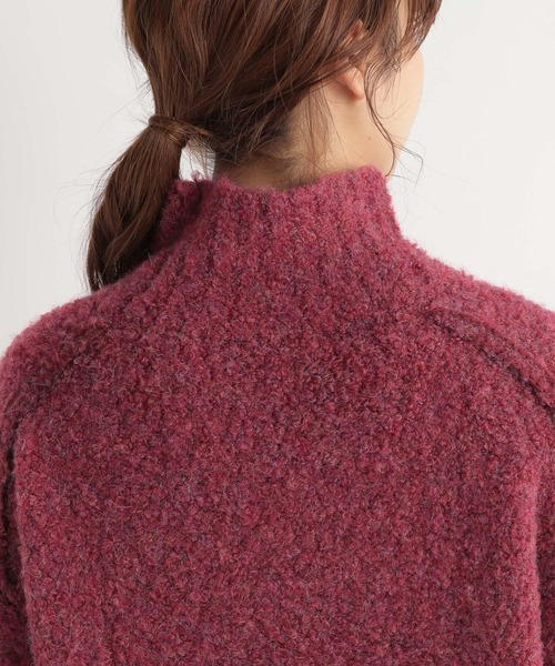 Andemiu（アンデミュウ）の「【silent/石川恋さん着用】ブークレニットタートル180667（ニット/セーター・レディース・ラベンダー/レッド/チャコールグレー・FREE）」の11枚目の写真