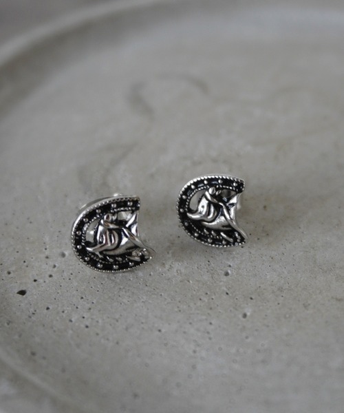 Port（ポート）の「メンズライク モチーフ デザイン ピアス（ピアス（両耳用）・メンズ・シルバー系その他3/シルバー系その他4/シルバー系その他7/シルバー系その他6/シルバー系その他/シルバー/シルバー系その他5/シルバー系その他2・FREE）」の3枚目の写真