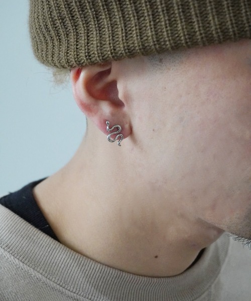 Port（ポート）の「メンズライク モチーフ デザイン ピアス（ピアス（両耳用）・メンズ・シルバー系その他3/シルバー系その他4/シルバー系その他7/シルバー系その他6/シルバー系その他/シルバー/シルバー系その他5/シルバー系その他2・FREE）」の16枚目の写真