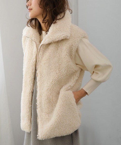 Bou Jeloud（ブージュルード）の「カーリーフェイクファージレ（ベスト・レディース・キャメル/ブルー/アイボリー・38）」の17枚目の写真