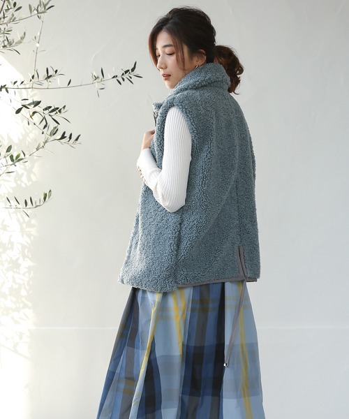 Bou Jeloud（ブージュルード）の「カーリーフェイクファージレ（ベスト・レディース・キャメル/ブルー/アイボリー・38）」の18枚目の写真