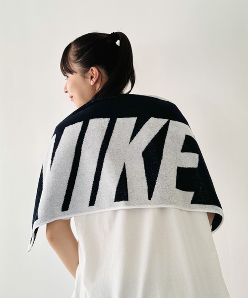 NIKE（ナイキ）の「NIKE(ナイキ)/ナイキ ビッグロゴ 刺繍 ジャガード スポーツ タオル ミディアム Ⅱ（タオル・レディース・ブルー/ブラック・FREE）」の19枚目の写真