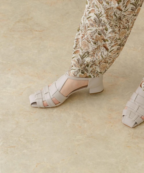 RODE SKO(ロデスコ)の「4センチグルカサンダル(サンダル・レディース・ライトグレー/ホワイト/ブラック・36/37/38)」の15枚目の写真