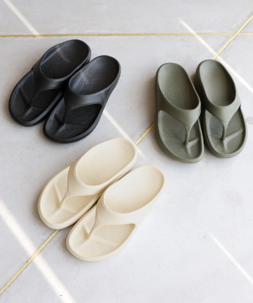 VIVIAN(ヴィヴィアン)の「リカバリートングサンダル(サンダル・レディース・アイボリー/カーキ/ブラック・S/M/L)」の4枚目の写真