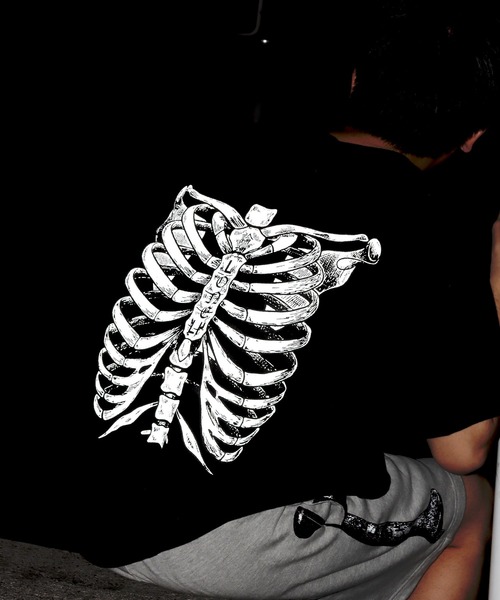 LONELY/論理(ロンリー)の「ROOPTOKYO別注 LONELY(論理)/ロンリー BONE TEE 半袖Tシャツ(Tシャツ/カットソー・メンズ・ブラック/サックスブルー/ホワイト/パープル・M/XL/L)」の3枚目の写真