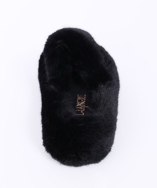 WC（ダブル シー）の「厚底フェイクファーサンダル（サンダル・レディース・ブラック/アイボリー/ピンク・MEDIUM/SMALL）」の15枚目の写真