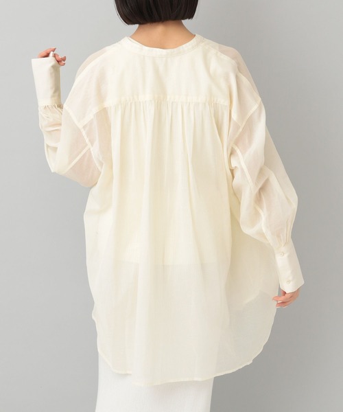 A part by（アパートバイ）の「バンドカラーシアーシャツ_長袖（シャツ/ブラウス・レディース・ブラック/オフホワイト/ライトイエロー・FREE）」の12枚目の写真