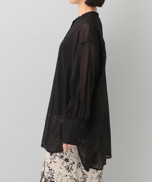 A part by（アパートバイ）の「バンドカラーシアーシャツ_長袖（シャツ/ブラウス・レディース・ブラック/オフホワイト/ライトイエロー・FREE）」の6枚目の写真