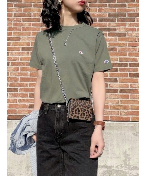 Champion(チャンピオン)の「Champion(チャンピオン)ワンポイント無地半袖Tシャツ(Tシャツ/カットソー・メンズ・ホワイト/ブラック/グレー/オリーブ/ベージュ/レンガ・M/S/XL/L)」の22枚目の写真