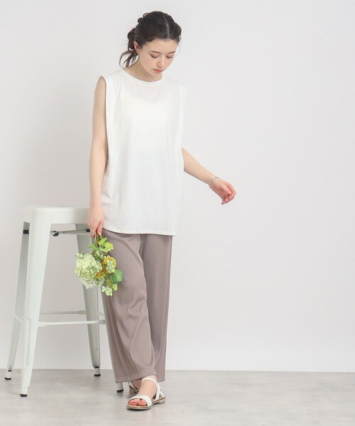 Cutie Blonde(キューティーブロンド)の「◆【接触冷感】タック入りで腕すっきり! ノースリーブTシャツ(タンクトップ・レディース・ホワイト系/ブラック/ネイビー系6・00)」の15枚目の写真