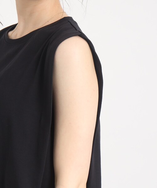 Cutie Blonde(キューティーブロンド)の「◆【接触冷感】タック入りで腕すっきり! ノースリーブTシャツ(タンクトップ・レディース・ホワイト系/ブラック/ネイビー系6・00)」の9枚目の写真