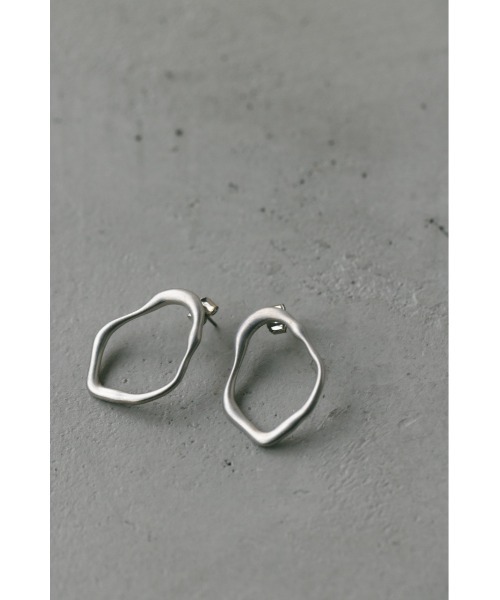 STYLEMIXER（スタイルミキサー）の「アニヴェントサークルピアス（ピアス（両耳用）・レディース・シルバー/ゴールド・FREE）」の4枚目の写真