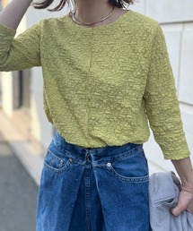 mi via loca（ミヴィアロカ）の「花柄レースジャガードトップス（Tシャツ/カットソー・レディース）」