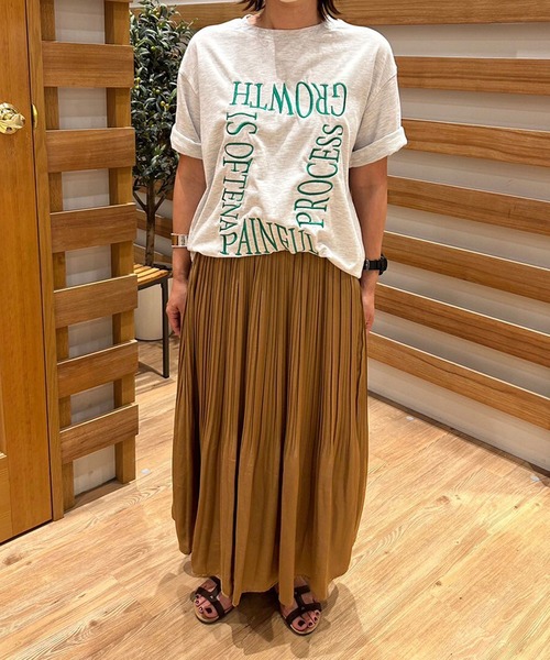 Grand PARK（グランドパーク）の「厚盛り 刺繍ロゴTシャツ（Tシャツ/カットソー・レディース・ホワイト×グリーン/ホワイト×レッド/アッシュグレー・FREE）」の16枚目の写真