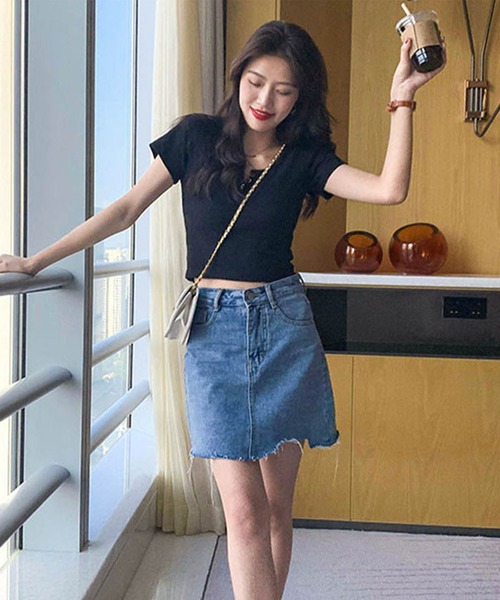 GLAMOROUS JANE(グラマラスジェーン)の「ヘンリーネックワッフルショート丈Tシャツ(Tシャツ/カットソー・レディース・グレー/ブラック/ホワイト・FREE)」の12枚目の写真