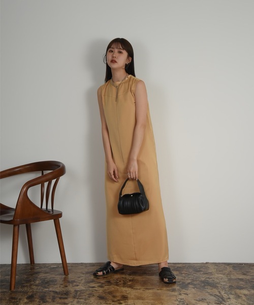 Amiur（エミレ）の「silky pencil long ops / シルキーペンシルロングワンピース（ワンピース・レディース・イエロー系その他/ライトオレンジ系/クリーム・S/M）」の8枚目の写真