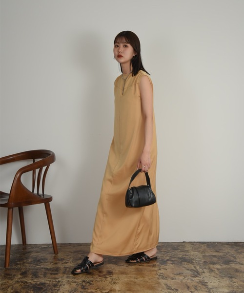 Amiur（エミレ）の「silky pencil long ops / シルキーペンシルロングワンピース（ワンピース・レディース・イエロー系その他/ライトオレンジ系/クリーム・S/M）」の13枚目の写真