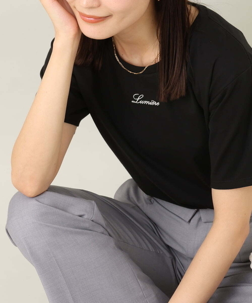 a.v.v(アーヴェヴェ)の「プチロゴ刺繍Tシャツ(Tシャツ/カットソー・レディース・ライトグレー/ホワイト/ブラック・34/36/40/38/42)」の3枚目の写真