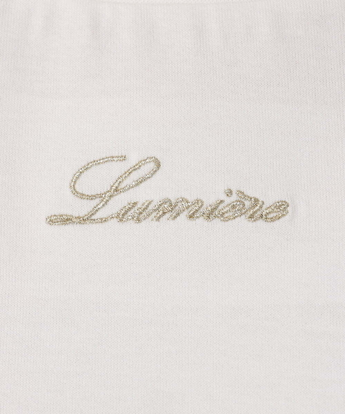 a.v.v(アーヴェヴェ)の「プチロゴ刺繍Tシャツ(Tシャツ/カットソー・レディース・ライトグレー/ホワイト/ブラック・34/36/40/38/42)」の5枚目の写真