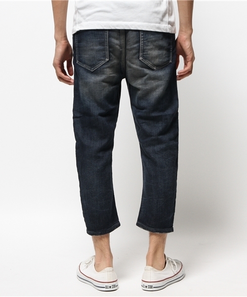 AZUL by moussy（アズールバイマウジー）の「クロップドスキニードビーデニムパンツSW濃色（その他パンツ・メンズ・ブルー・SMALL/LARGE/X-SMALL/X-LARGE/MEDIUM）」の3枚目の写真