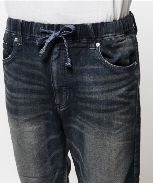 AZUL by moussy（アズールバイマウジー）の「クロップドスキニードビーデニムパンツSW濃色（その他パンツ・メンズ・ブルー・SMALL/LARGE/X-SMALL/X-LARGE/MEDIUM）」の7枚目の写真