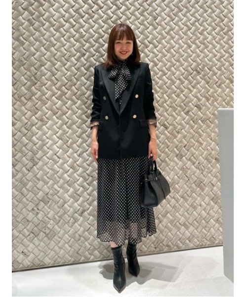 allureville（アルアバイル）の「ハイカウントギャバダブルジャケット