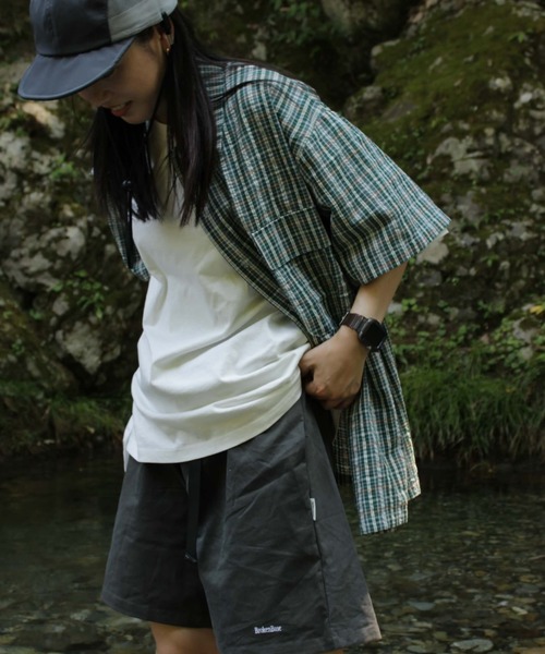 BROKEN BASE（ブロークンベース）の「ダブルポケットチェックシャツ（シャツ/ブラウス・メンズ・ブルー/グリーン・LARGE/MEDIUM）」の2枚目の写真