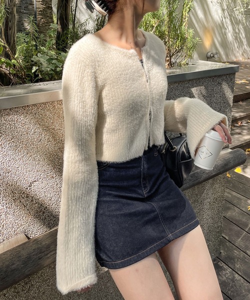 Ambre Ciel(アンブルシエル)の「ダブルジップシャギートップス/WEB/EC限定商品(ニット/セーター・レディース・チャコールグレー/アイボリー・FREE)」の4枚目の写真
