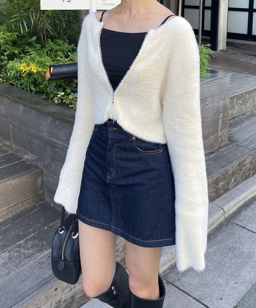 Ambre Ciel(アンブルシエル)の「ダブルジップシャギートップス/WEB/EC限定商品(ニット/セーター・レディース・チャコールグレー/アイボリー・FREE)」の7枚目の写真