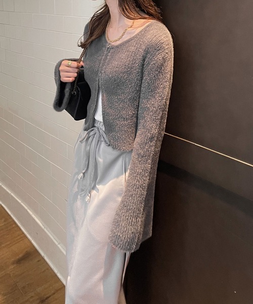 Ambre Ciel(アンブルシエル)の「ダブルジップシャギートップス/WEB/EC限定商品(ニット/セーター・レディース・チャコールグレー/アイボリー・FREE)」の13枚目の写真