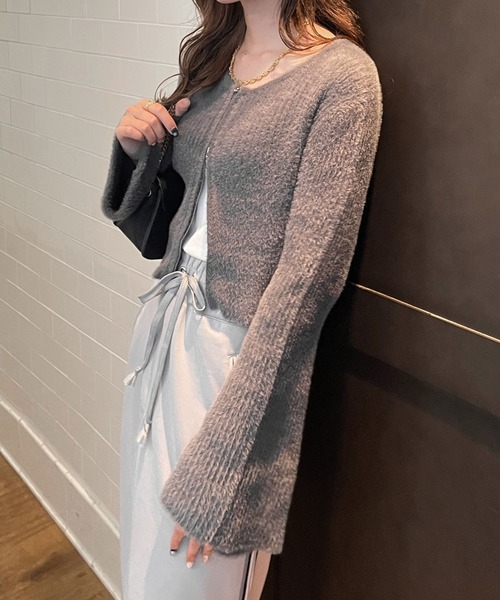 Ambre Ciel(アンブルシエル)の「ダブルジップシャギートップス/WEB/EC限定商品(ニット/セーター・レディース・チャコールグレー/アイボリー・FREE)」の14枚目の写真