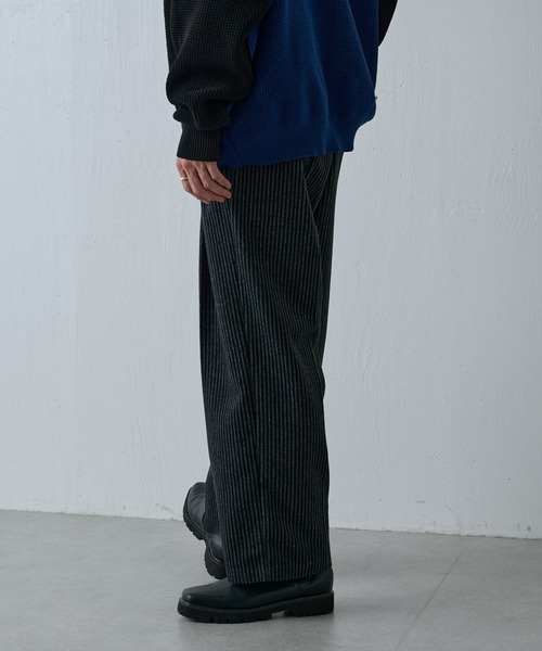 COLONY 2139（コロニートゥーワンスリーナイン）の「シャギーストライプパンツ（スラックス・メンズ・ブラック/グレー・LARGE/MEDIUM）」の11枚目の写真