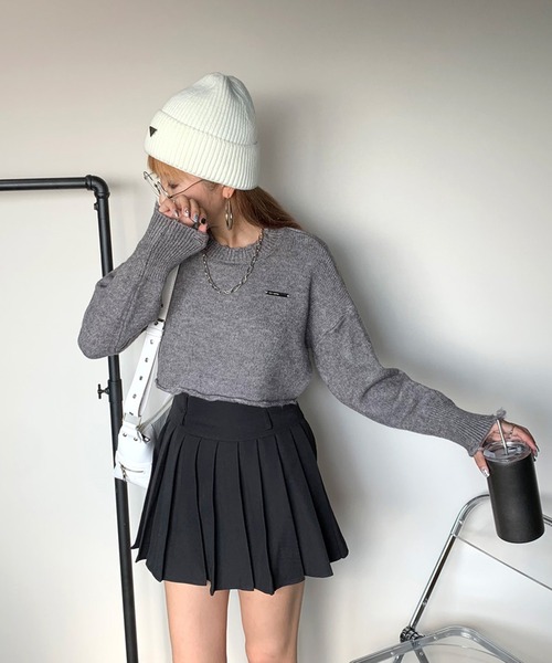 non-hedge（ノンヘッジ）の「プレートダメージショート丈ニットトップス（ニット/セーター・レディース・チャコールグレー/ベージュ/ブラック・FREE）」の8枚目の写真