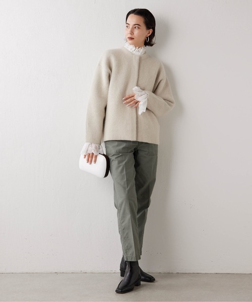 Whim Gazette（ウィムガゼット）の「接結ニットジャケット（ノーカラージャケット・レディース・ライトベージュ/ブラック/モカ・FREE）」の15枚目の写真