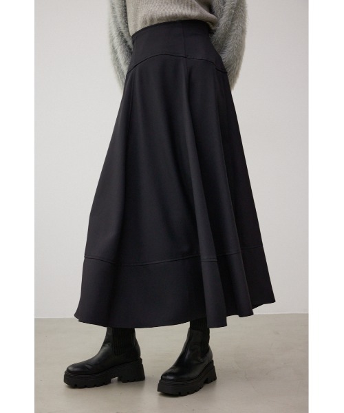 AZUL by moussy(アズールバイマウジー)の「ウエストギャザーフレアスカート(スカート・レディース・ベージュ/ブラック・SMALL/MEDIUM)」の4枚目の写真